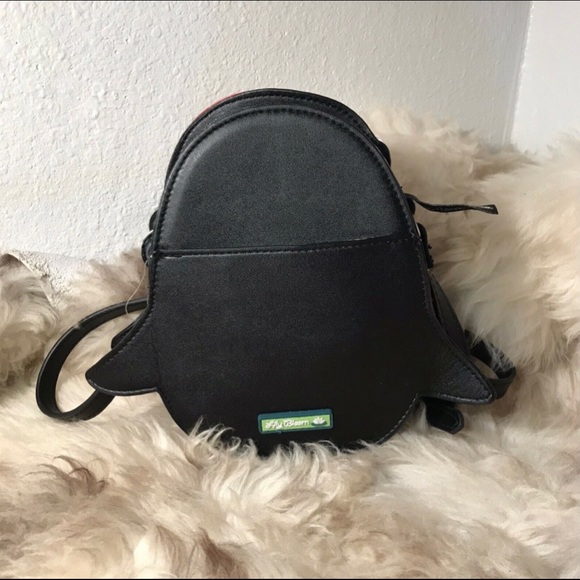 Lily Bloom Crossbody Merry Mr. Wobbles Cute Penguin! - Picture 2 of 7